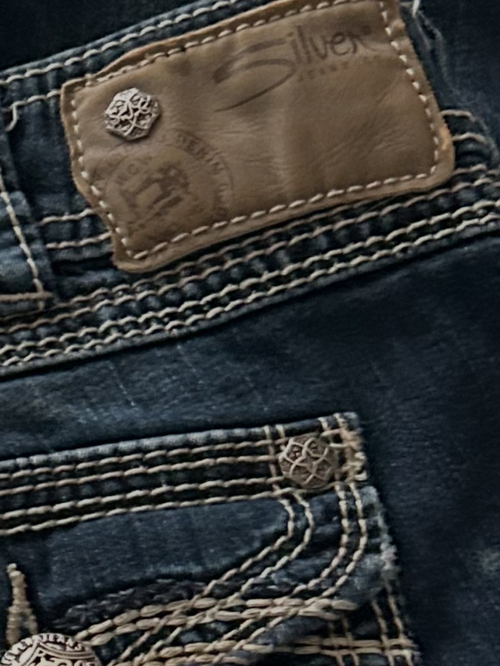 Women’s Silver jeans